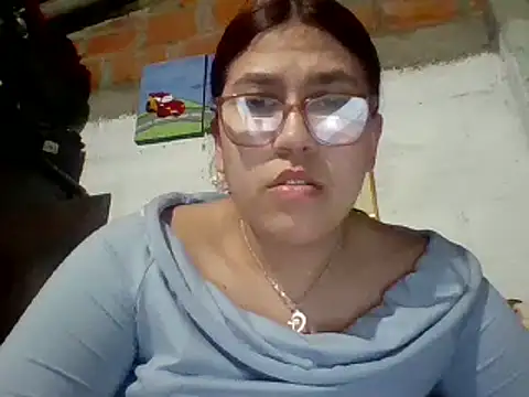 Snapshot of dafne19_ chatting on February 20, 2025, 3:45 am dafne19 online show from February 20, 2025, 3:45 am