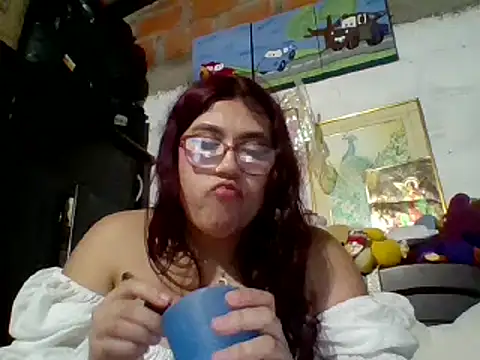 Snapshot of dafne19_ chatting on February 23, 2025, 5:34 am dafne19 online show from February 23, 2025, 5:34 am