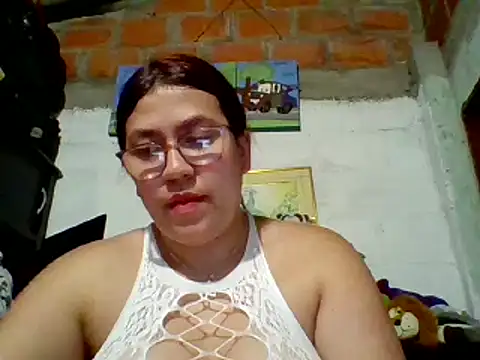 Snapshot of dafne19_ chatting on March 14, 2025, 6:32 am dafne19 online show from March 14, 2025, 6:32 am