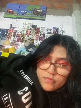 Snapshot of dafne19_ chatting on October 31, 2025, 4:35 am dafne19 online show from October 31, 2025, 4:35 am