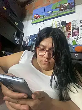 Snapshot of dafne19_ chatting on November 20, 2025, 4:12 am dafne19 online show from November 20, 2025, 4:12 am