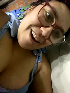 Snapshot of dafne19_ chatting on November 26, 2025, 3:51 am dafne19 online show from November 26, 2025, 3:51 am