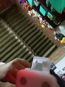 Snapshot of dafne19_ chatting on December 3, 2025, 4:09 am dafne19 online show from December 3, 2025, 4:09 am