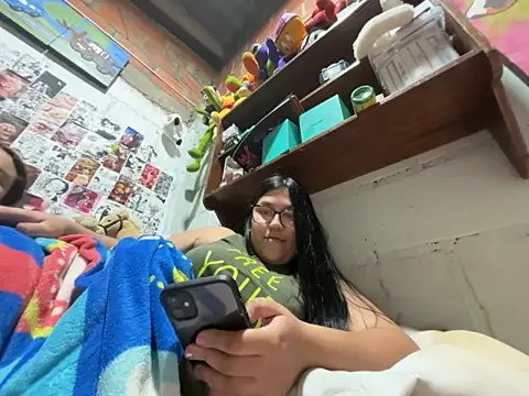 Snapshot of dafne19_ chatting on May 19, 2026, 5:36 am dafne19 online show from May 19, 2026, 5:36 am