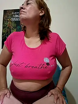 Snapshot of Zaralu_ chatting on June 5, 2026, 1:50 pm Zaralu online show from June 5, 2026, 1:50 pm