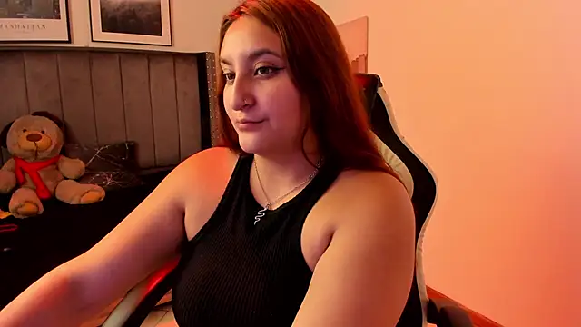 Alaia Cute online show from March 3, 2025, 8:38 am