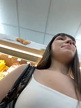 Sophie Avory online show from January 8, 2025, 1:31 pm