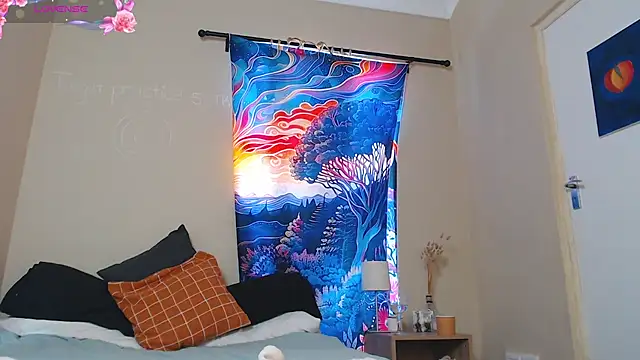 peachyview online show from March 10, 2025, 11:21 am