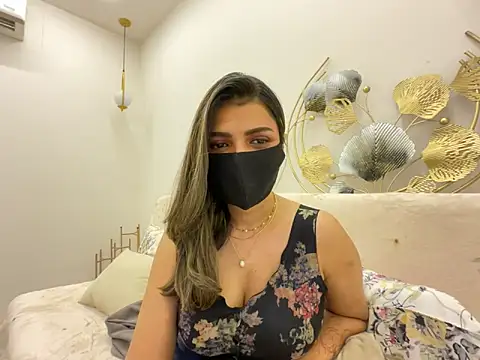 MaYaa  11 online show from April 10, 2026, 7:02 am