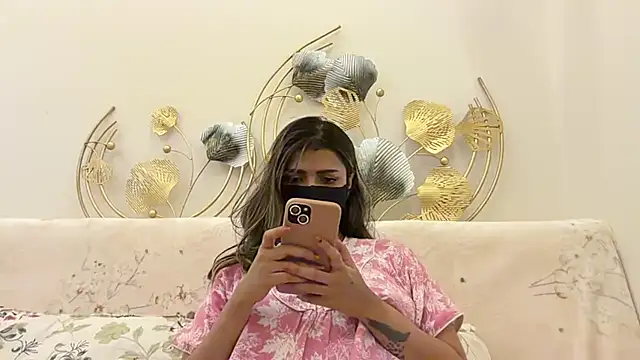 MaYaa  11 online show from May 7, 2026, 7:36 am