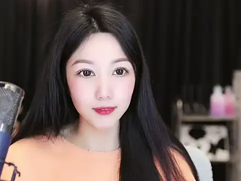 Nuyoah-77 online show from March 10, 2025, 4:25 pm