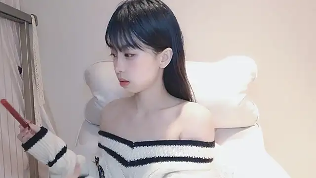 -Hottie online show from December 26, 2024, 3:31 pm