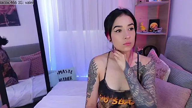 ValeriaCox online show from February 21, 2026, 12:39 pm