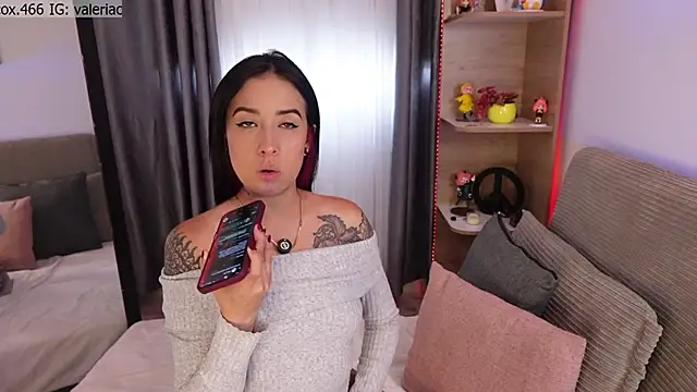 ValeriaCox online show from March 18, 2026, 1:14 pm