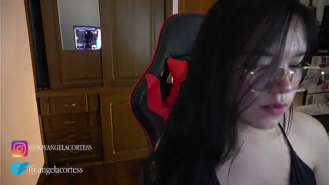 angela cortes  online show from October 24, 2025, 11:56 pm