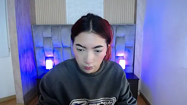 Mia Rinn online show from October 16, 2025, 1:45 pm