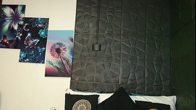 graceymilf666 online show from October 21, 2025, 11:33 am