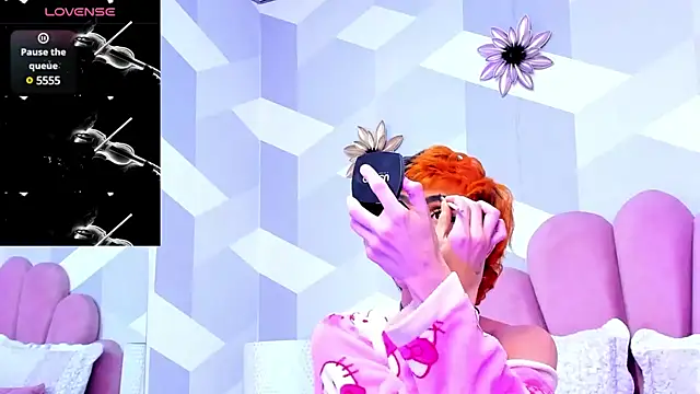 KylieMonnett online show from February 5, 2025, 7:53 pm