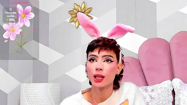 KylieMonnett online show from March 19, 2025, 1:32 am