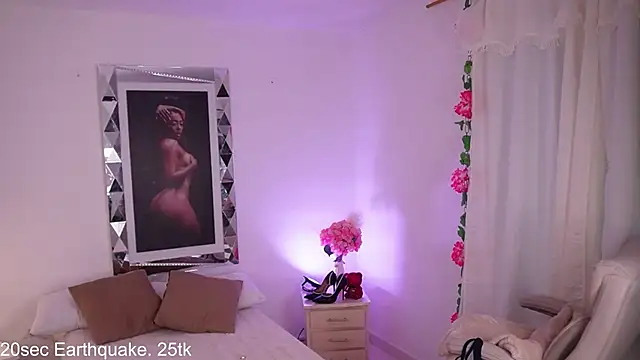 Alondrasparrow2 online show from March 17, 2025, 2:08 am