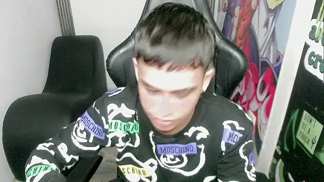 Snapshot of zacariasss_ chatting on December 30, 2024, 3:14 am zacariasss online show from December 30, 2024, 3:14 am