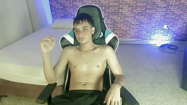 Snapshot of zacariasss_ chatting on September 23, 2025, 3:53 am zacariasss online show from September 23, 2025, 3:53 am