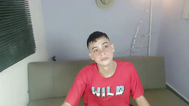 Snapshot of zacariasss_ chatting on October 16, 2025, 3:18 am zacariasss online show from October 16, 2025, 3:18 am