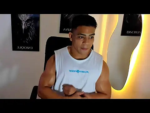 Andrew wolf7 online show from December 14, 2024, 11:34 pm