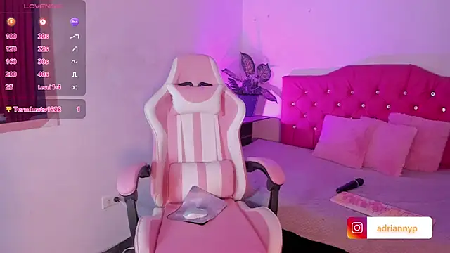 Snapshot of adriannyp_1 chatting on December 12, 2024, 4:04 am adriannyp 1 online show from December 12, 2024, 4:04 am