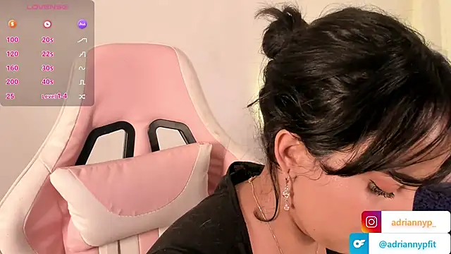 Snapshot of adriannyp_1 chatting on January 5, 2026, 8:23 pm adriannyp 1 online show from January 5, 2026, 8:23 pm