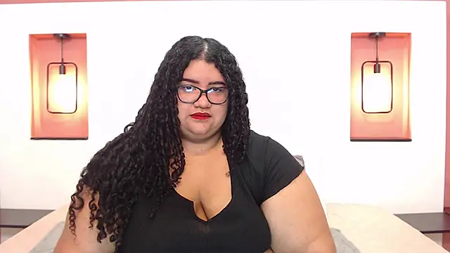 Miley Collins online show from December 20, 2024, 6:35 pm