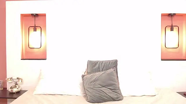 Miley Collins online show from January 11, 2025, 1:27 am