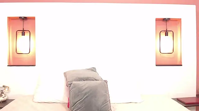 Miley Collins online show from January 16, 2025, 11:37 pm