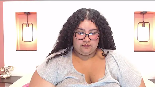 Miley Collins online show from March 11, 2025, 3:59 am