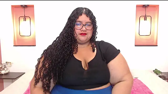 Miley Collins online show from March 12, 2025, 3:18 pm