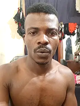 Snapshot of yezz3011 chatting on November 21, 2025, 9:13 pm yezz3011 online show from November 21, 2025, 9:13 pm