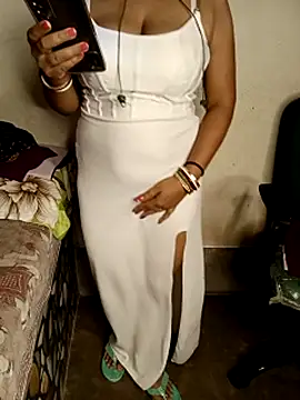 Sony-Model online show from November 30, 2025, 5:17 pm