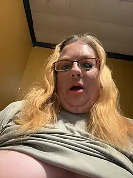 Snapshot of CherishWilliams chatting on June 26, 2026, 5:23 am CherishWilliams online show from June 26, 2026, 5:23 am