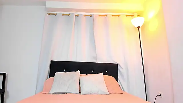 DailaSmith online show from March 4, 2025, 1:49 pm