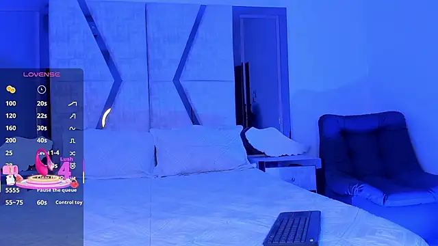 EmySilver online show from February 15, 2025, 9:15 pm