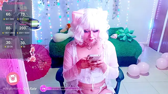 MilkyXSakura online show from February 14, 2025, 2:18 am