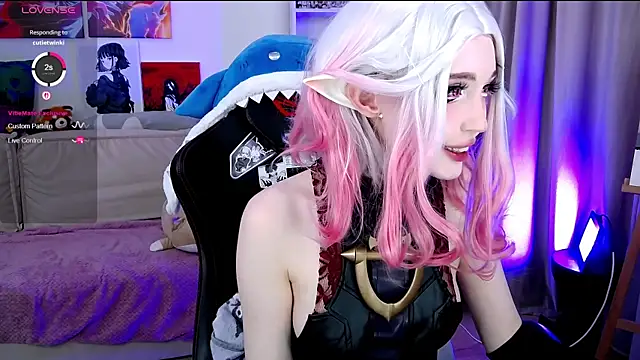  Sparkland  online show from October 14, 2025, 9:37 pm