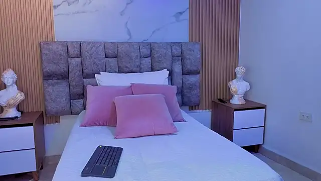 Khalifa fletcher online show from January 7, 2026, 9:50 pm