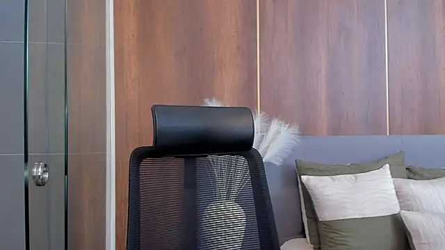 AishaPeyton online show from January 31, 2025, 12:17 am