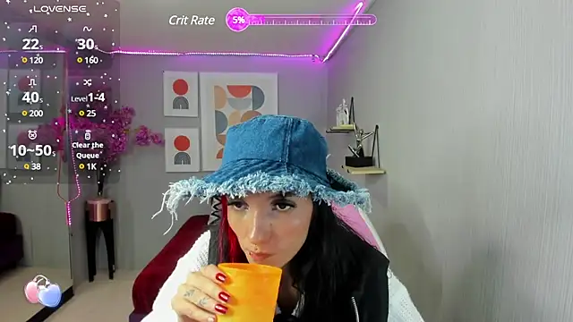 Dafne huges online show from December 24, 2024, 6:06 pm