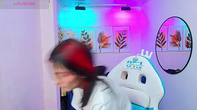 Dafne huges online show from November 16, 2025, 12:33 pm