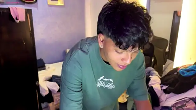 Xander bonnet1 online show from December 2, 2025, 9:43 pm