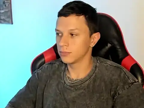 goodboy69l online show from February 11, 2026, 12:32 pm