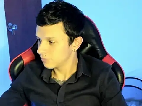 goodboy69l online show from April 1, 2026, 11:35 pm