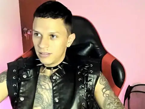 goodboy69l online show from April 19, 2026, 3:55 pm